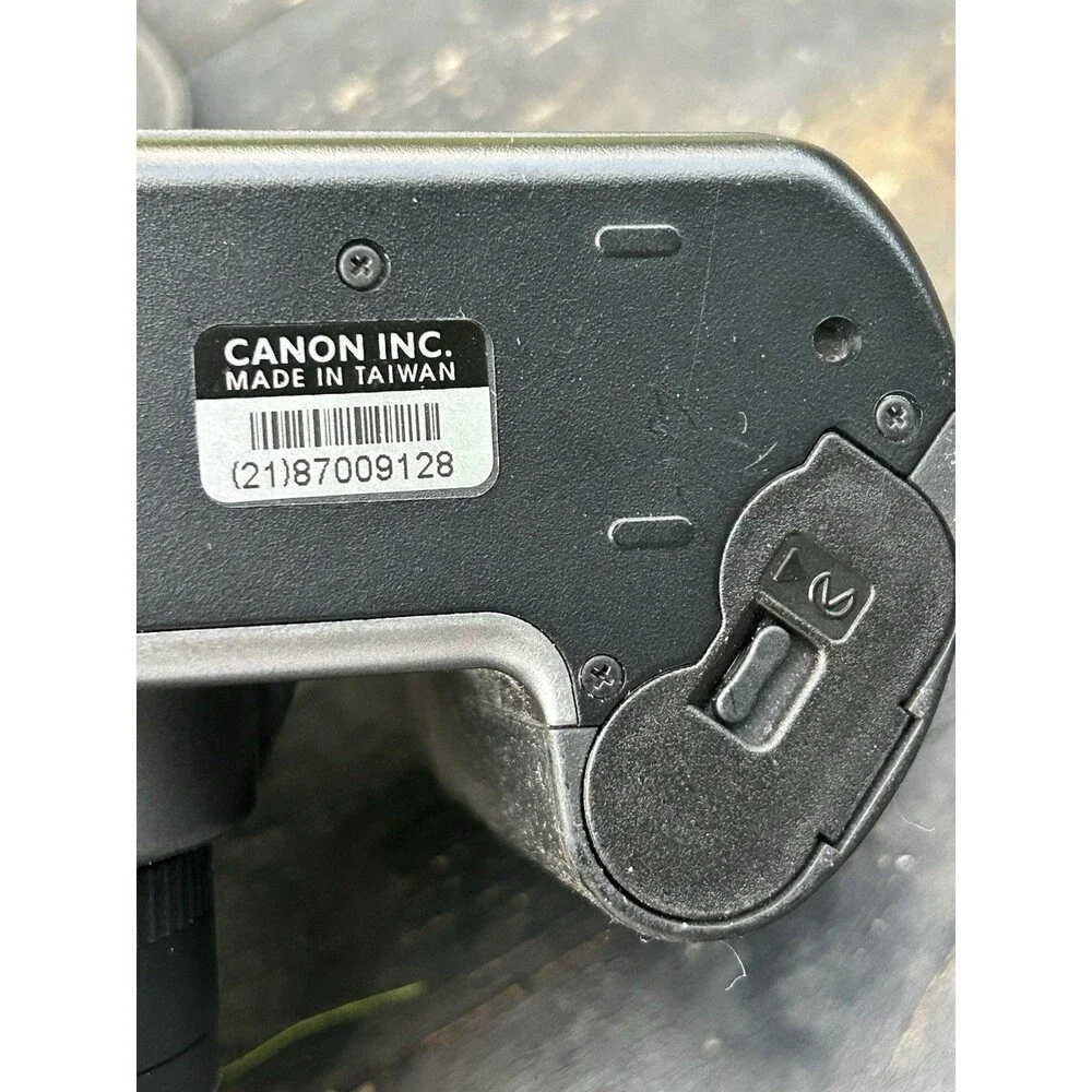 Canon EOS Rebel GII 35mm Film SLR Camera 75-300 Canon EF (Untested)